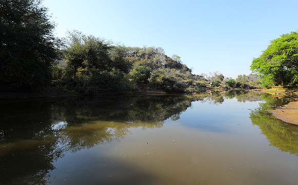 Dam lake Malilangwe