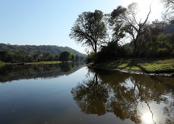 Dam lake Malilangwe