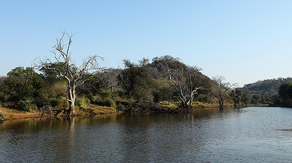 Dam lake Malilangwe