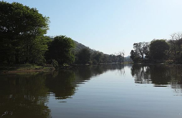 Dam lake Malilangwe