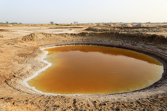 Salt well