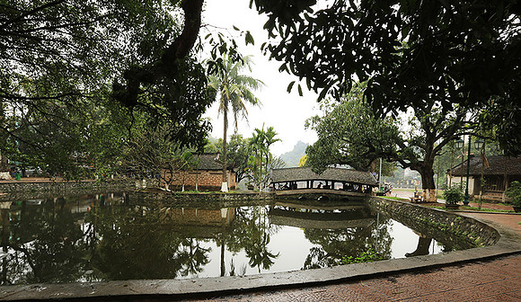 Pagoda Thay