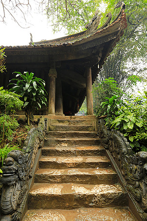 Pagoda Thay