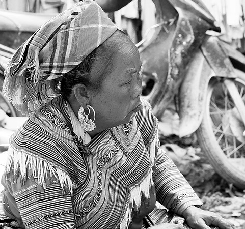 Near Sapa - Cancau's ethnic outdoor market