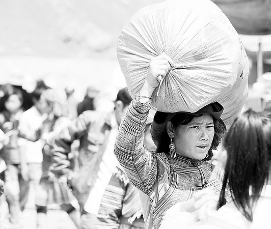 Near Sapa - Cancau's ethnic outdoor market
