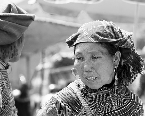 Near Sapa - Cancau's ethnic outdoor market