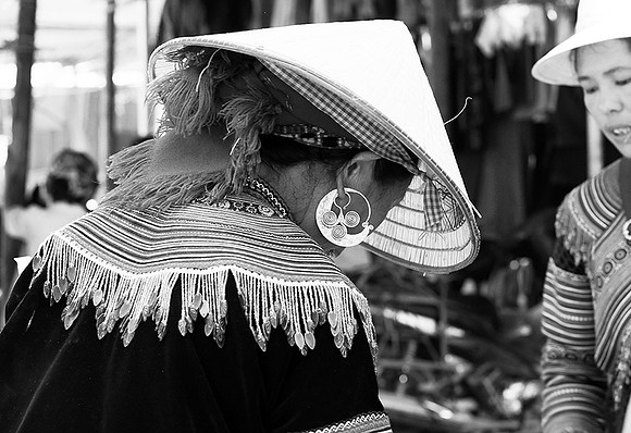 Near Sapa - Cancau's ethnic outdoor market