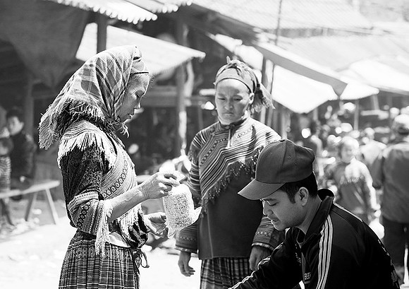 Near Sapa - Cancau's ethnic outdoor market