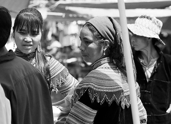 Near Sapa - Cancau's ethnic outdoor market
