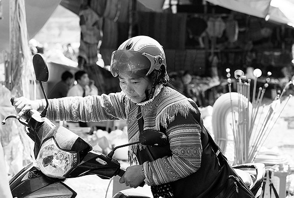 Near Sapa - Cancau's ethnic outdoor market