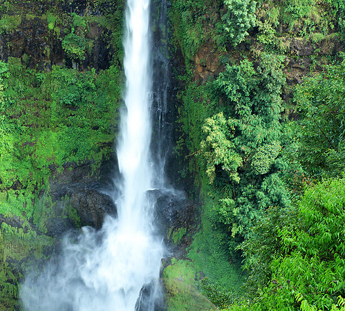 Tad Fan - Laos
