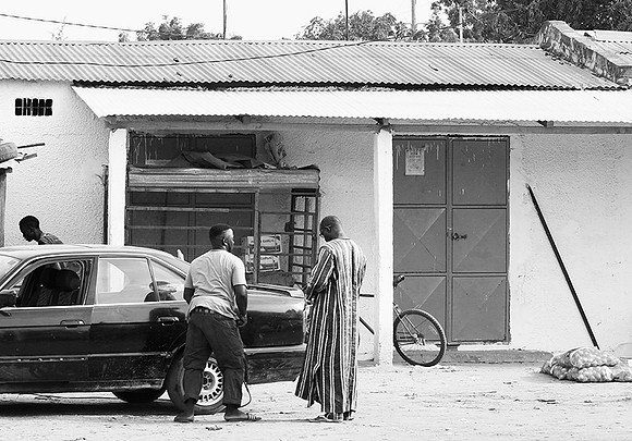 In the streets of Fimela