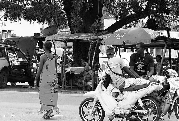 In the streets of Fimela