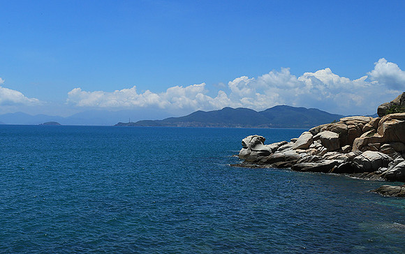 Ninh Van Bay