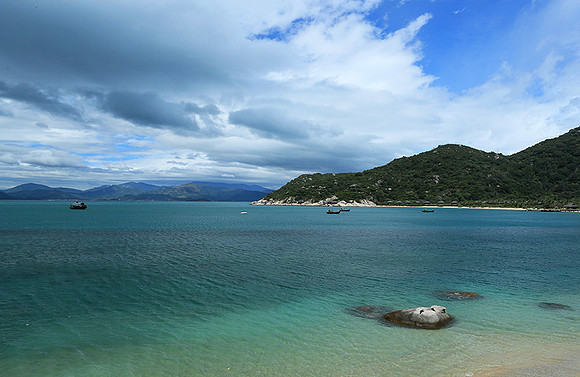 Ninh Van Bay