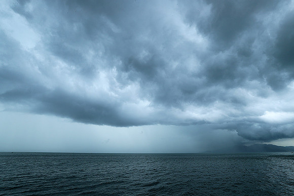 Incoming storm at Ninh Van Bay