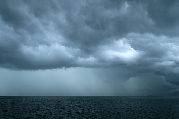 Incoming storm at Ninh Van Bay