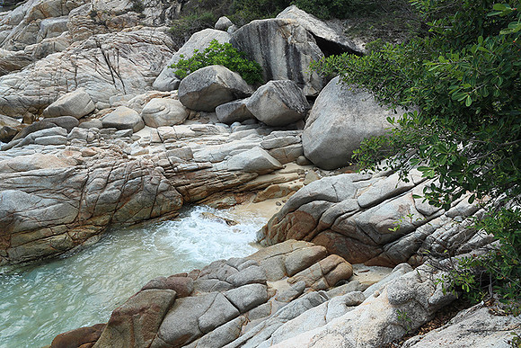 Ninh Van Bay