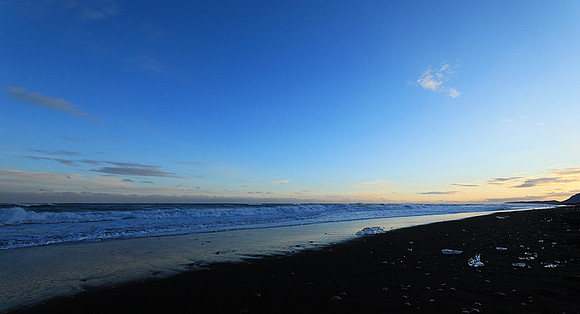 Sunset over the glacial lagoon