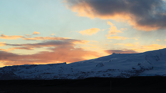 Sunset over the glacial lagoon