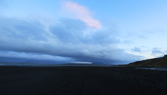 Sunset near Hvitserkur seastack
