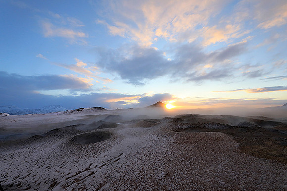 Sunrise - geothermal flied Mt Namafjall