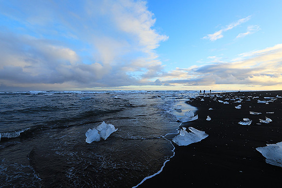 Sunset - Jokulsarlon glacial lagoon