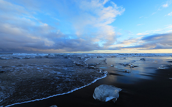 Sunset - Jokulsarlon glacial lagoon