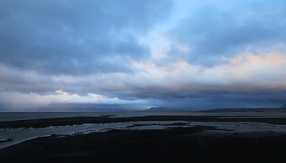 Sunset near Hvitserkur seastack