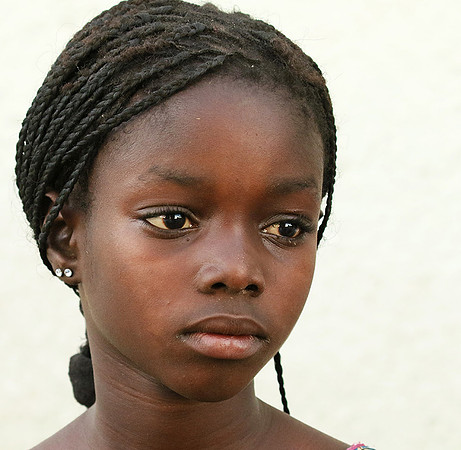 At Ndianda, village in the bush (dans un village de brousse)