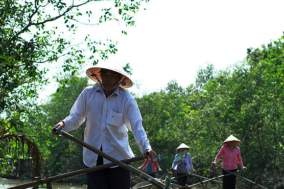 Vietnam - life on water