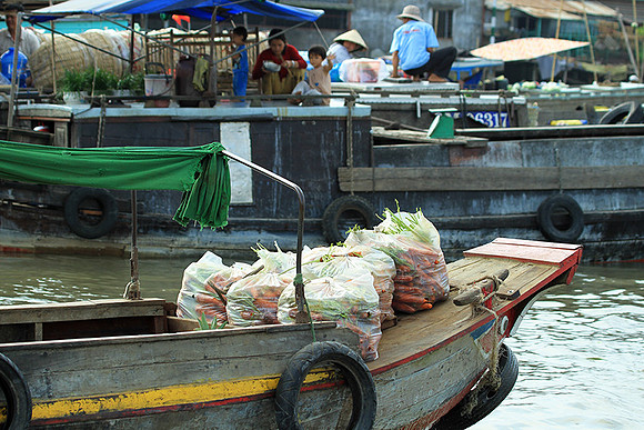 Vietnam - floating market