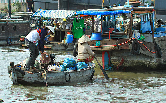 Vietnam - floating market