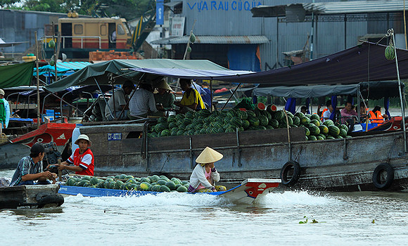 Vietnam - floating market