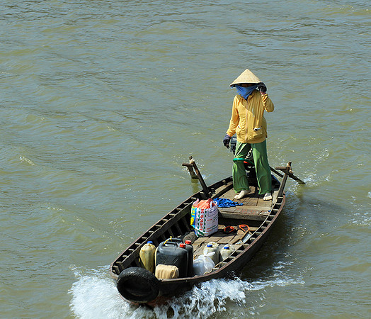Vietnam - life on water