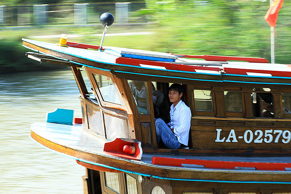 Vietnam - life on water