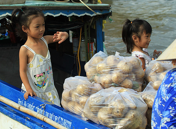 Vietnam - floating market