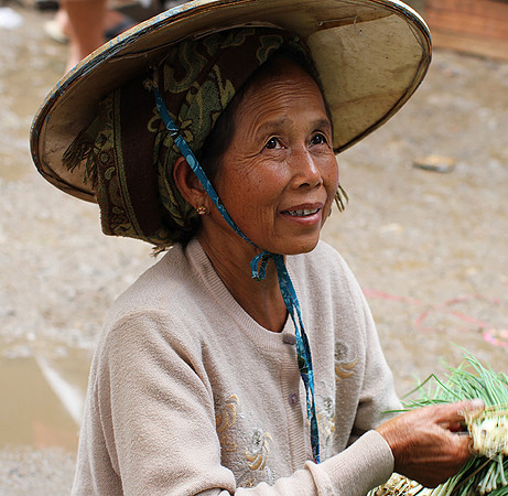 Kengtung - portrait at a street market