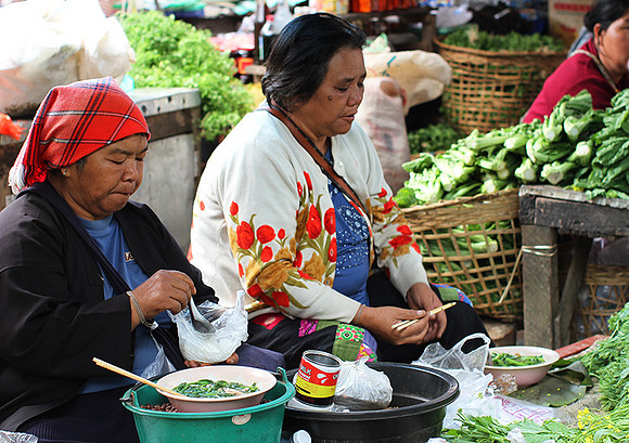 Street market - Kengtung