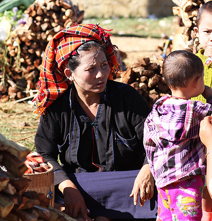 Outdoor market near laker Inle