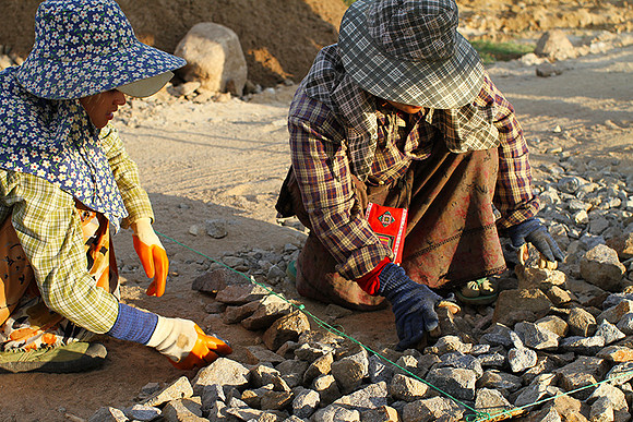 Building a road - Near Kengtung