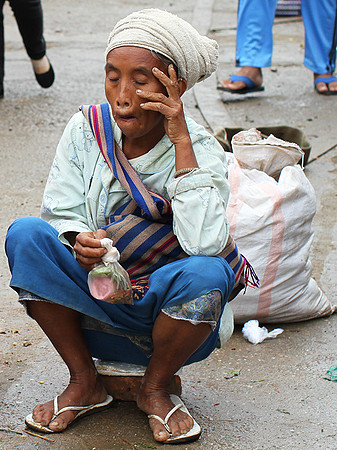 Street market - Kengtung