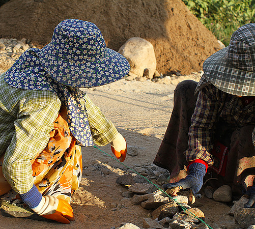 Building a road - Near Kengtung
