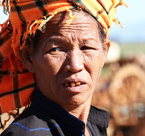 Lake Inle  - portrait at a street market