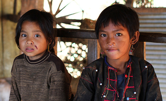 Portraits in the mountains near kengtung