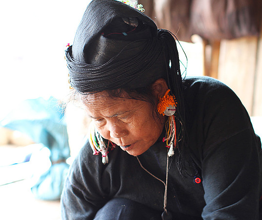 Portraits in the mountains near kengtung