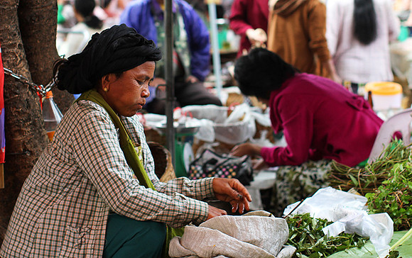 Street market - Kengtung