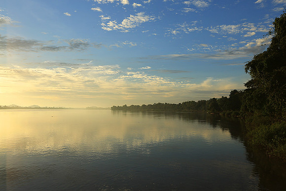 Sunrise over the Mekung river