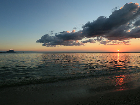 Sunset at Flic-en Flac - west coast