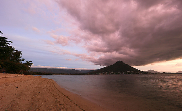 Sunset at Flic-en Flac - west coast